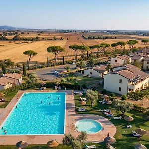 Le Corti Di Montepitti Lejlighedshotel